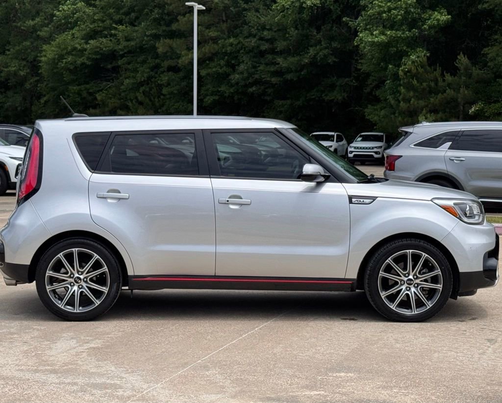 Used 2017 Kia Soul ! w/ Tech Package FWD image 12