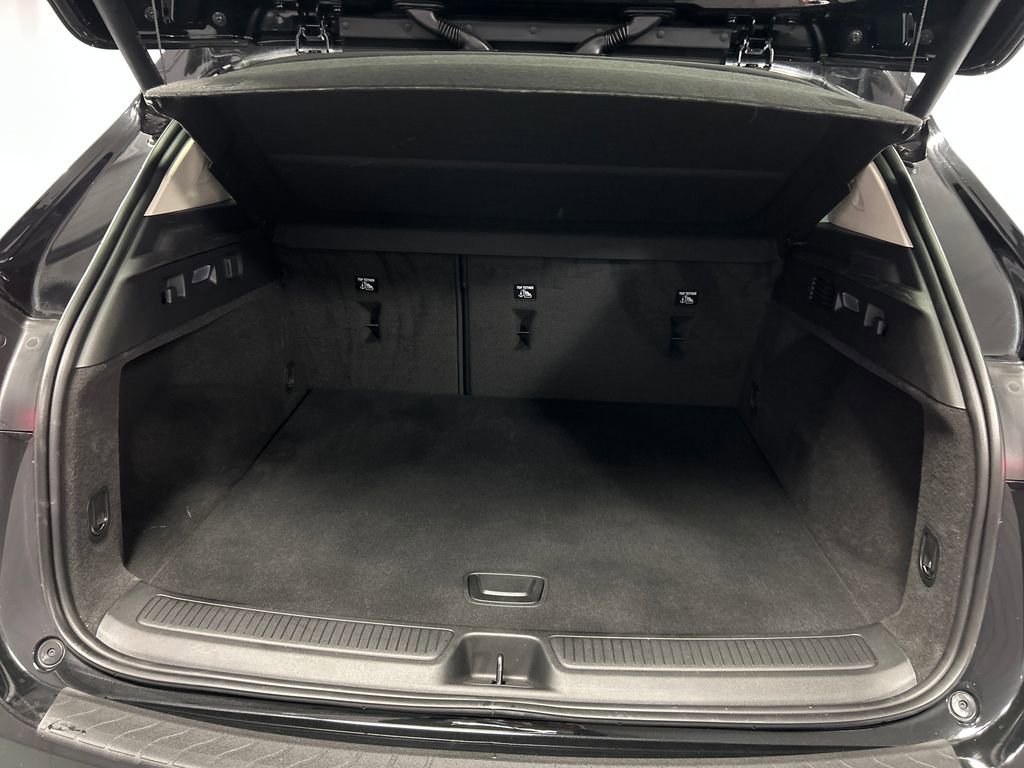 Used 2023 Buick Envision Essence w/ Sport Touring Package AWD/4WD image 25