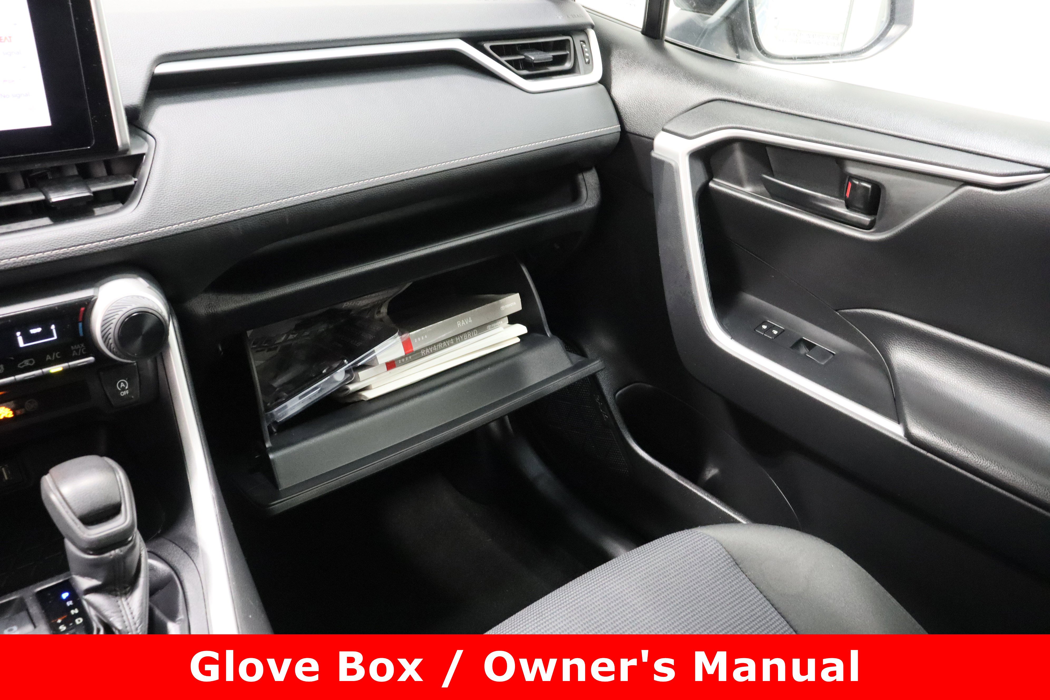 Used 2024 Toyota RAV4 LE image 20