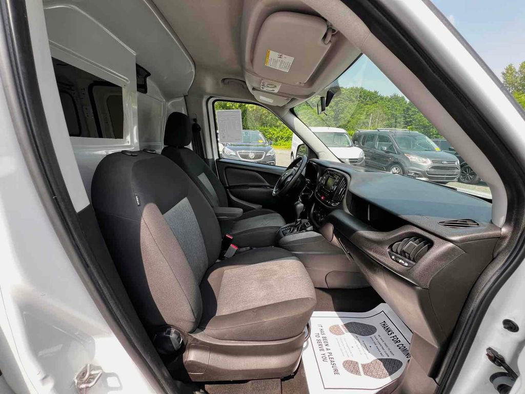 Used 2017 RAM ProMaster City Tradesman SLT w/ Rear Back-up Camera Group image 17