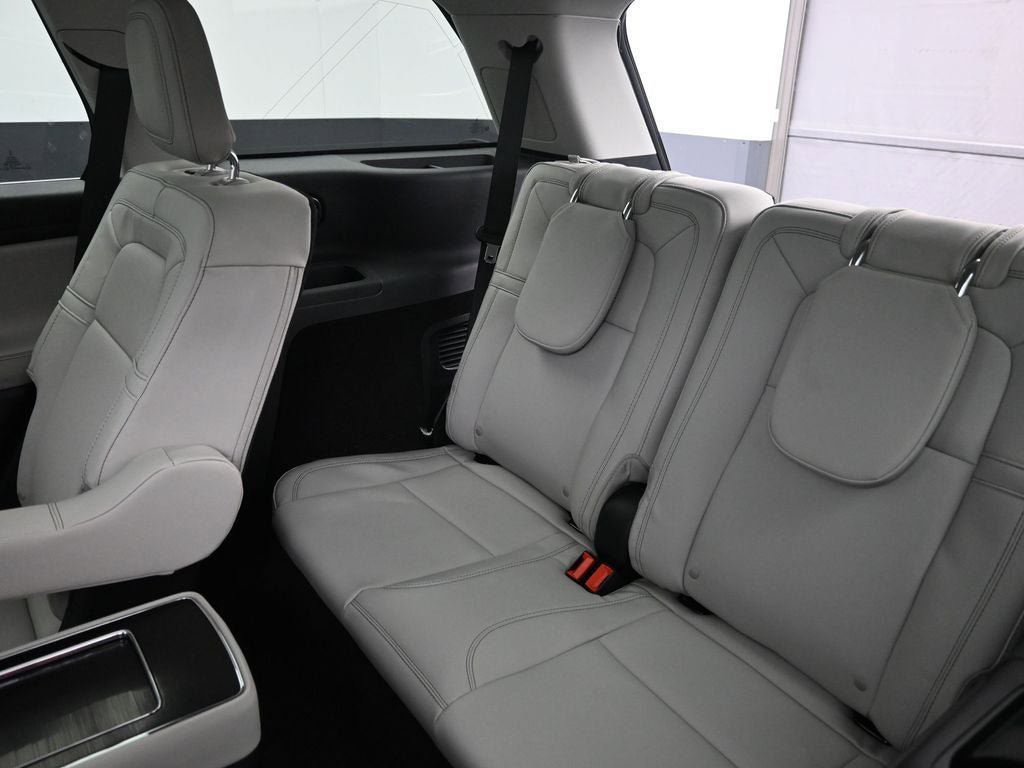 New 2026 Lincoln Aviator Reserve image 33