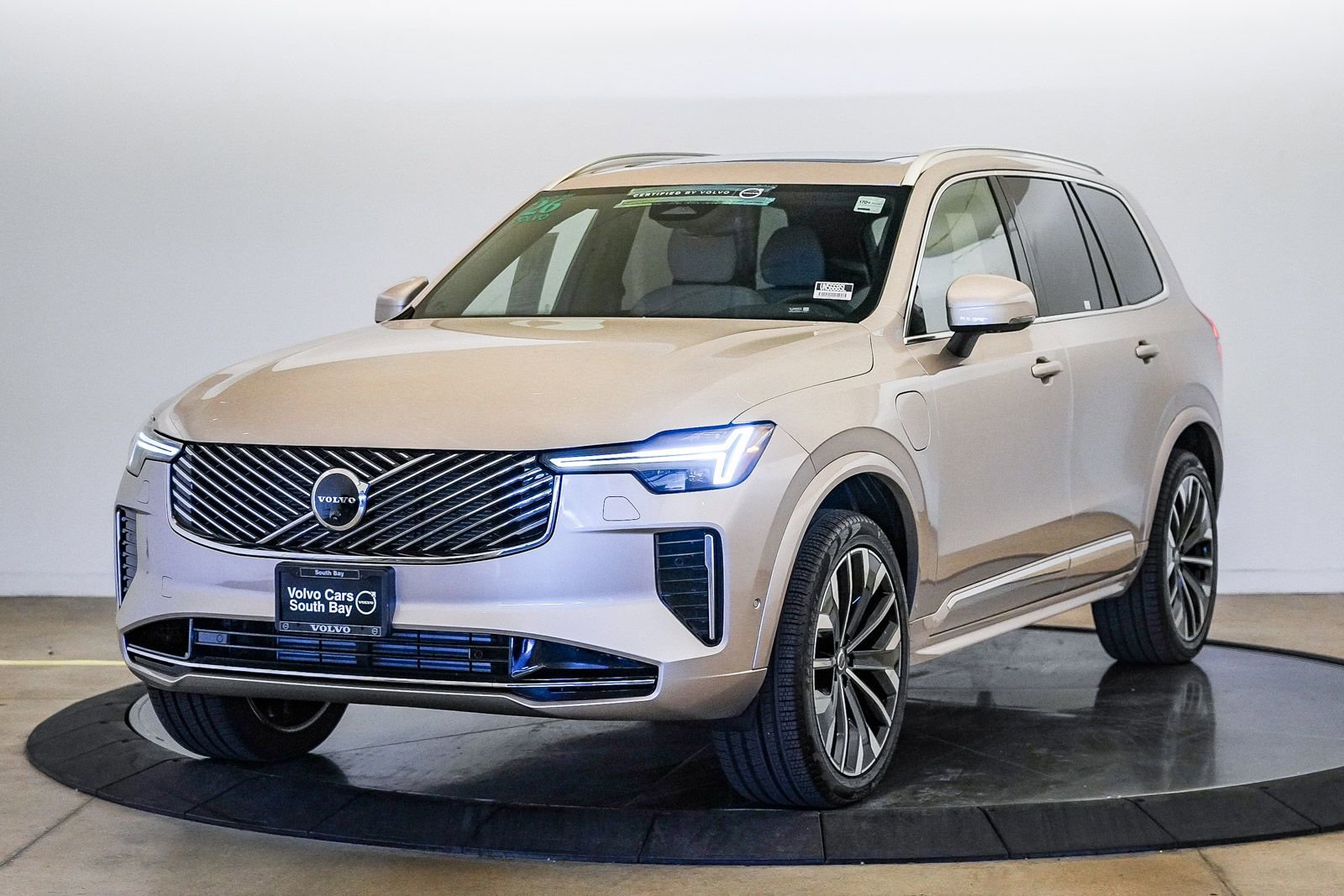 Certified 2026 Volvo XC90 T8 Plus w/ Protection Package Premier AWD/4WD image 1