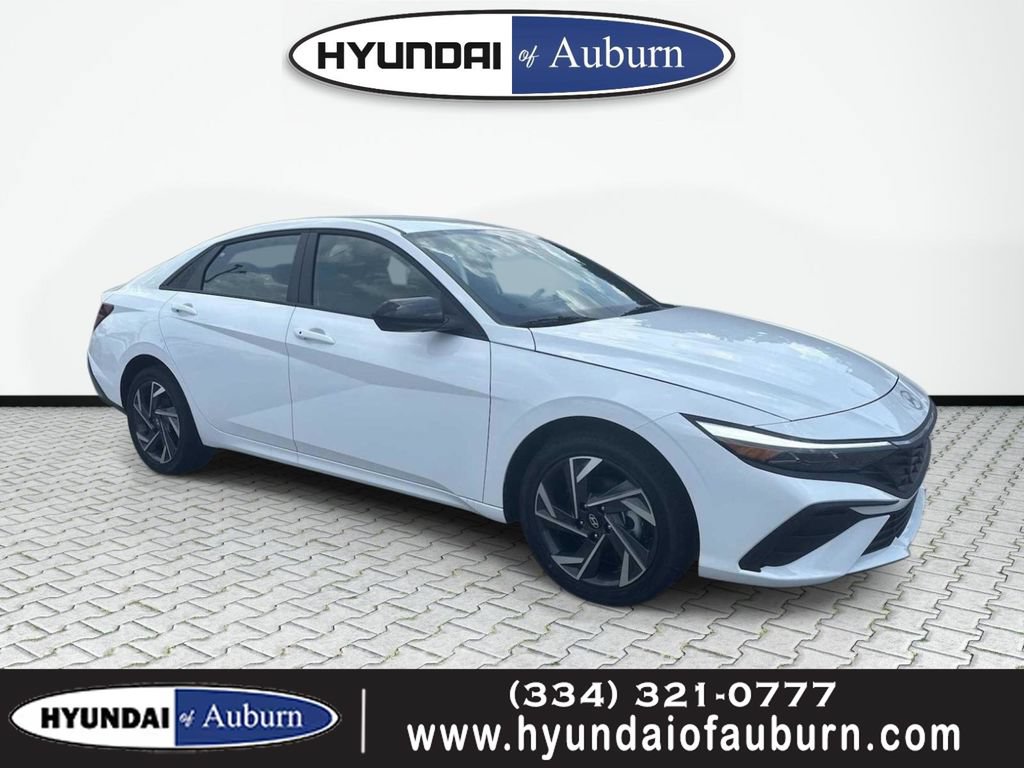 New 2025 Hyundai Elantra SEL