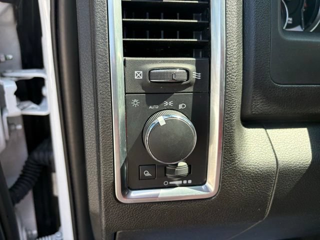Used 2022 RAM 1500 Classic Warlock AWD/4WD image 27