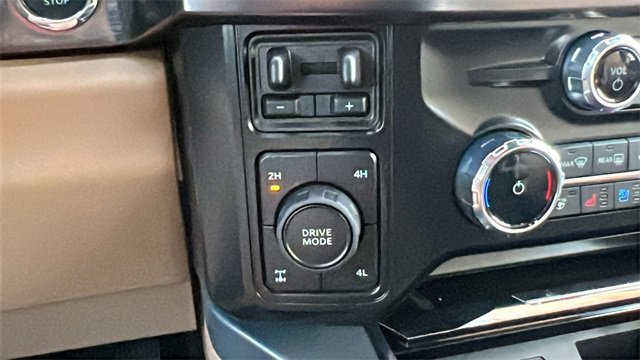 New 2026 Ford F350 Lariat image 30