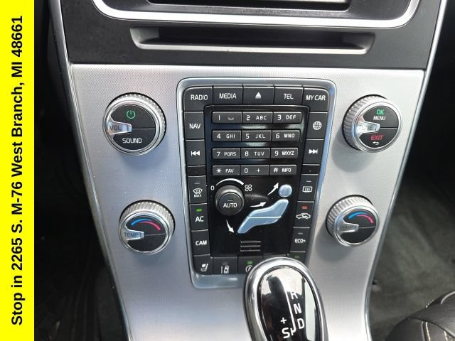 Used 2018 Volvo S60 T5 Dynamic w/ Vision Package FWD image 25