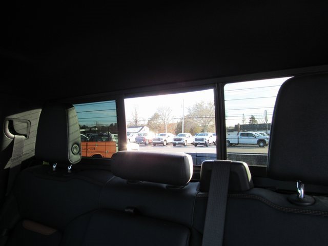 Used 2023 GMC Sierra 1500 AT4 w/ AT4 Premium Package image 26