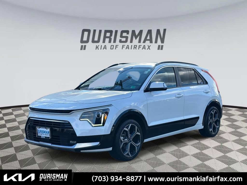 Used 2023 Kia Niro EX Touring video 1