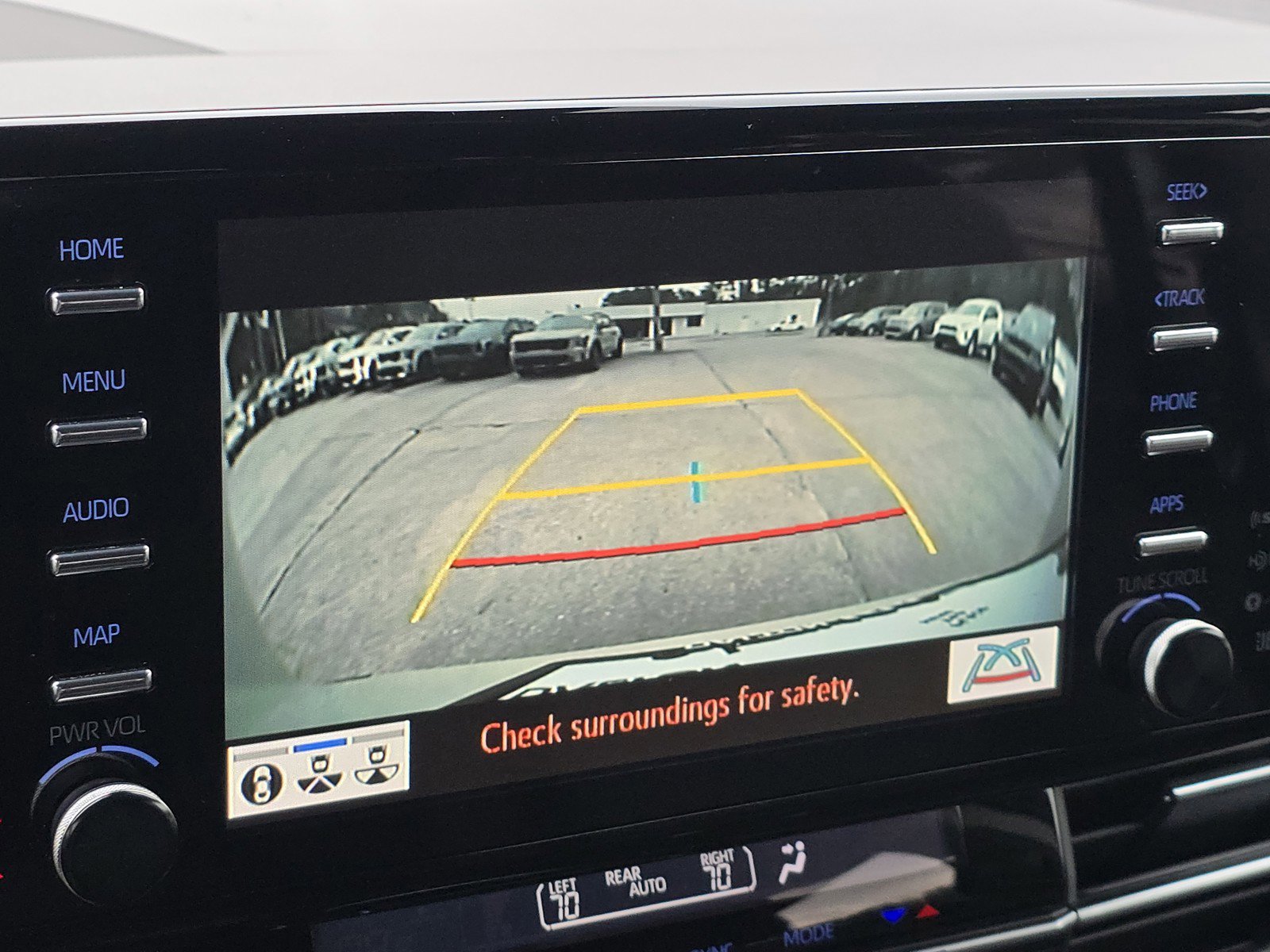 Used 2023 Toyota Sienna Platinum image 28