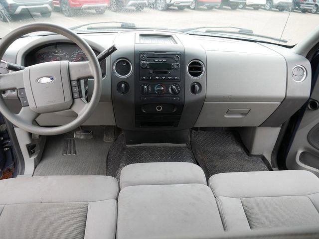 Used 2005 Ford F150 XLT image 21