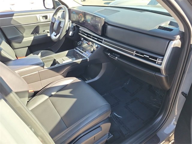 Used 2025 Hyundai Santa Fe SEL image 17