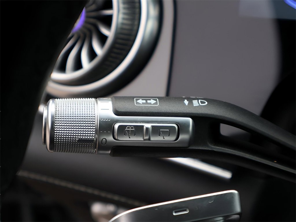 Used 2023 Mercedes-Benz EQS 580 4MATIC SUV image 35