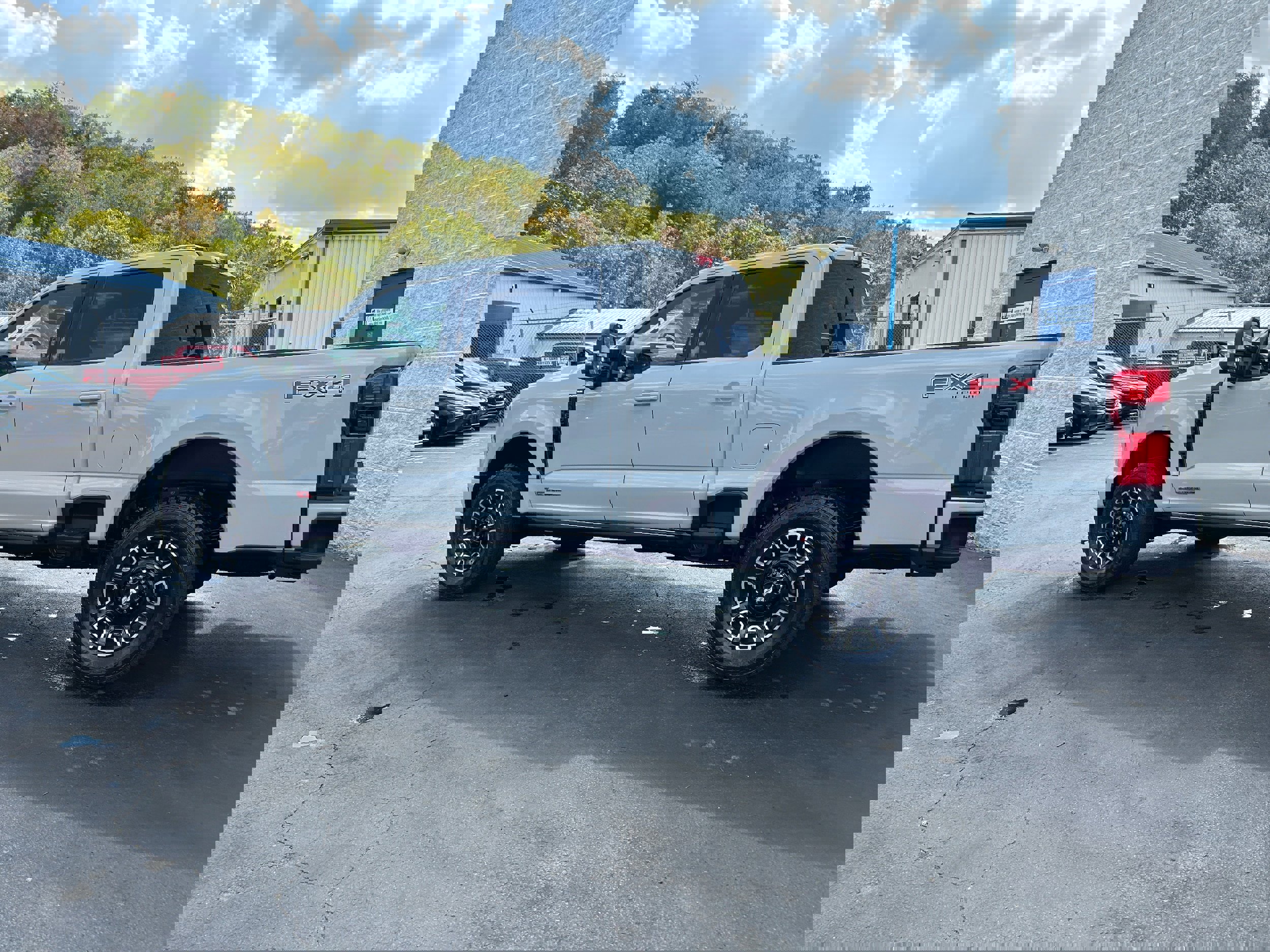 New 2026 Ford F350 Platinum image 9