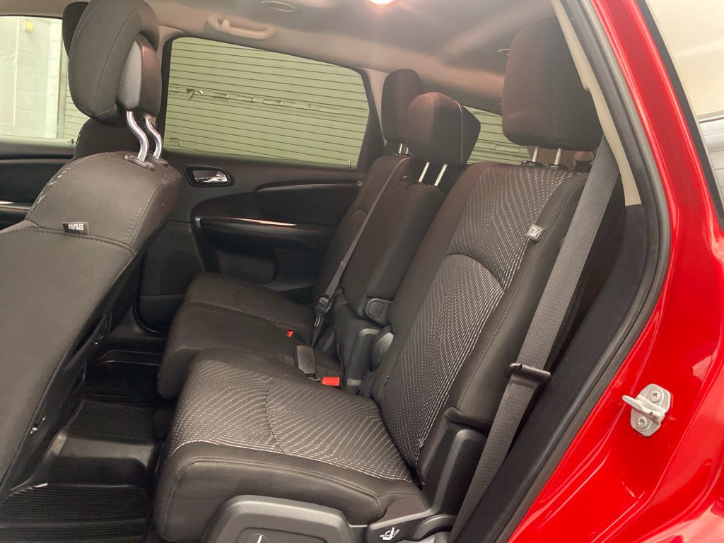 Used 2020 Dodge Journey SE w/ SE Popular Equipment Group FWD image 15