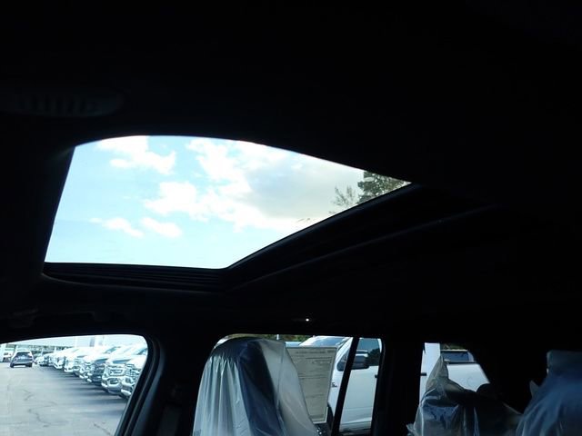 New 2025 Jeep Grand Cherokee Laredo X image 18