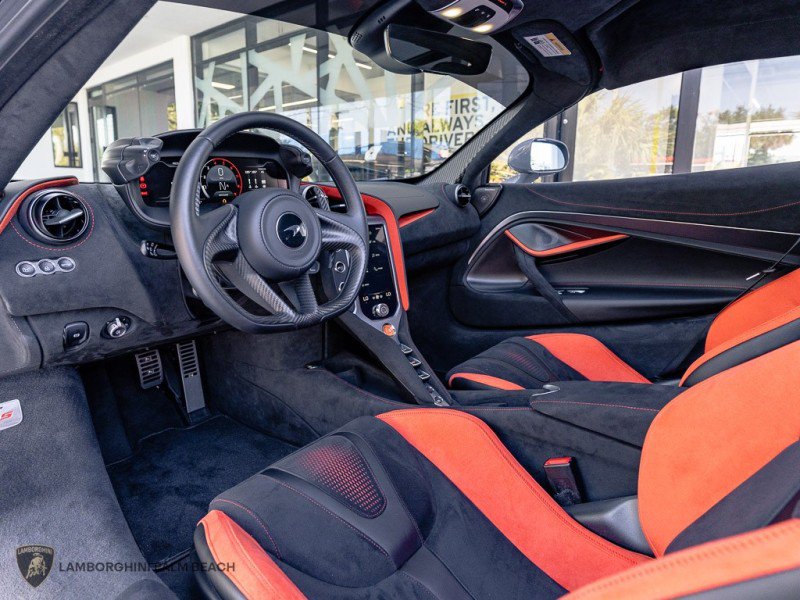 Used 2026 McLaren 750S RWD image 25