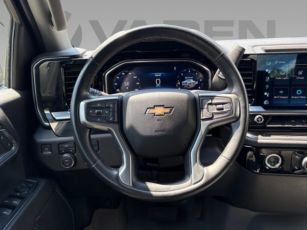 Used 2023 Chevrolet Silverado 1500 LT AWD/4WD image 10