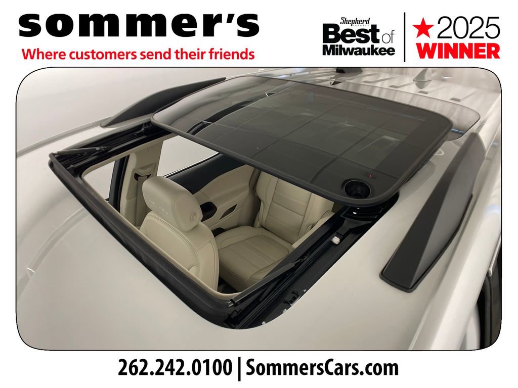 Used 2023 GMC Acadia Denali w/ Denali Ultimate Package image 19