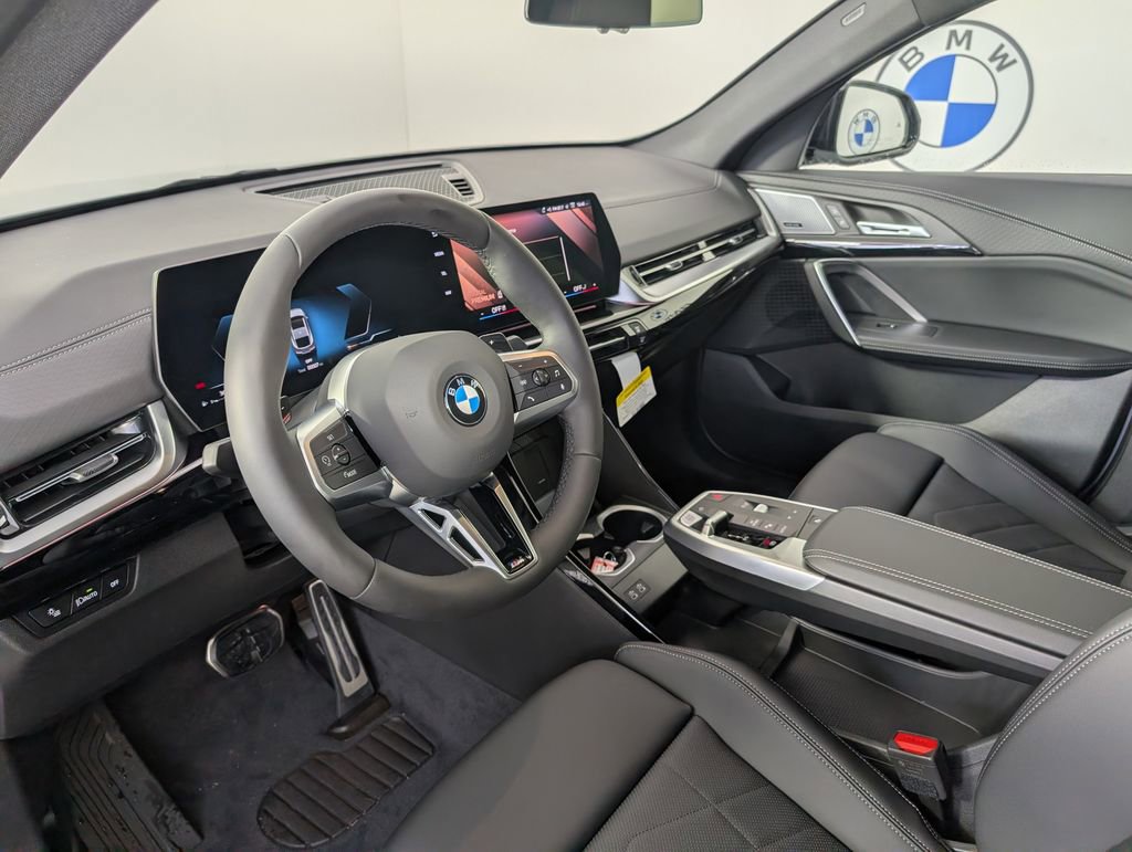 New 2026 BMW X2 xDrive28i w/ M Sport Package AWD/4WD image 11
