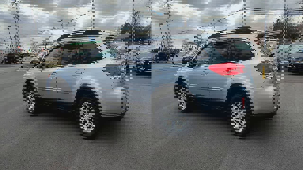 Used 2014 Subaru Outback 2.5i Premium w/ Accessory Value Package (OYX) image 7