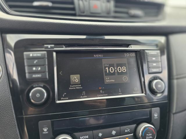 Used 2019 Nissan Rogue SV image 28