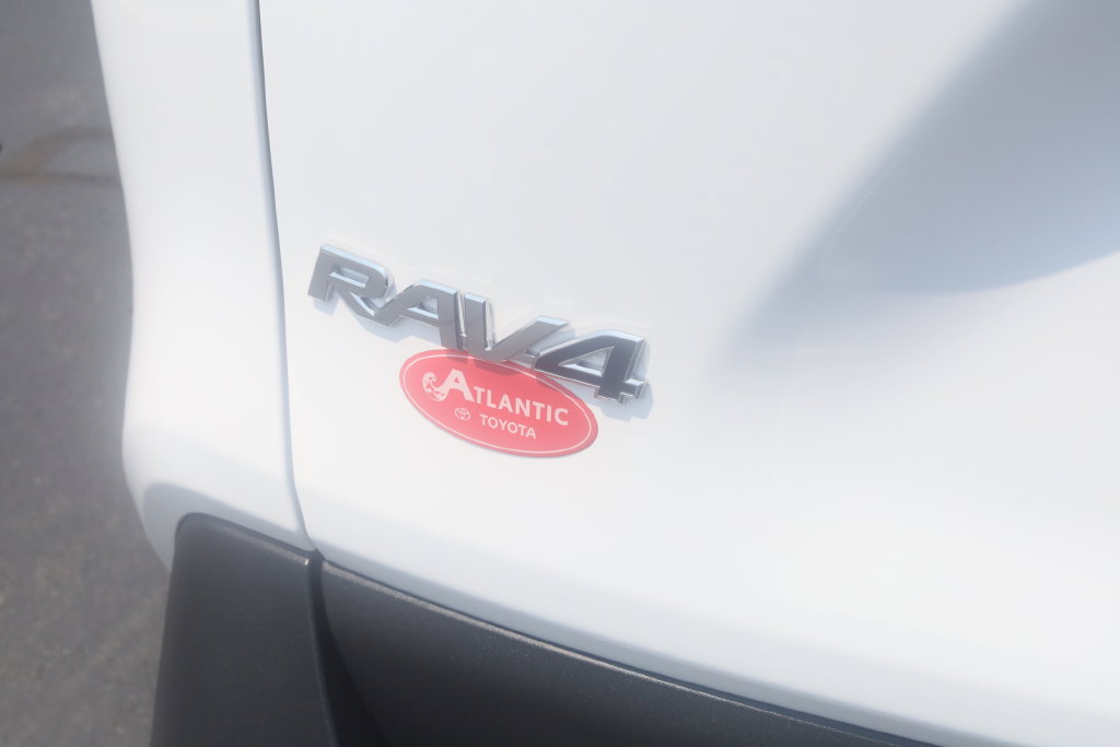Certified 2024 Toyota RAV4 XLE w/ Convenience Package AWD/4WD image 18