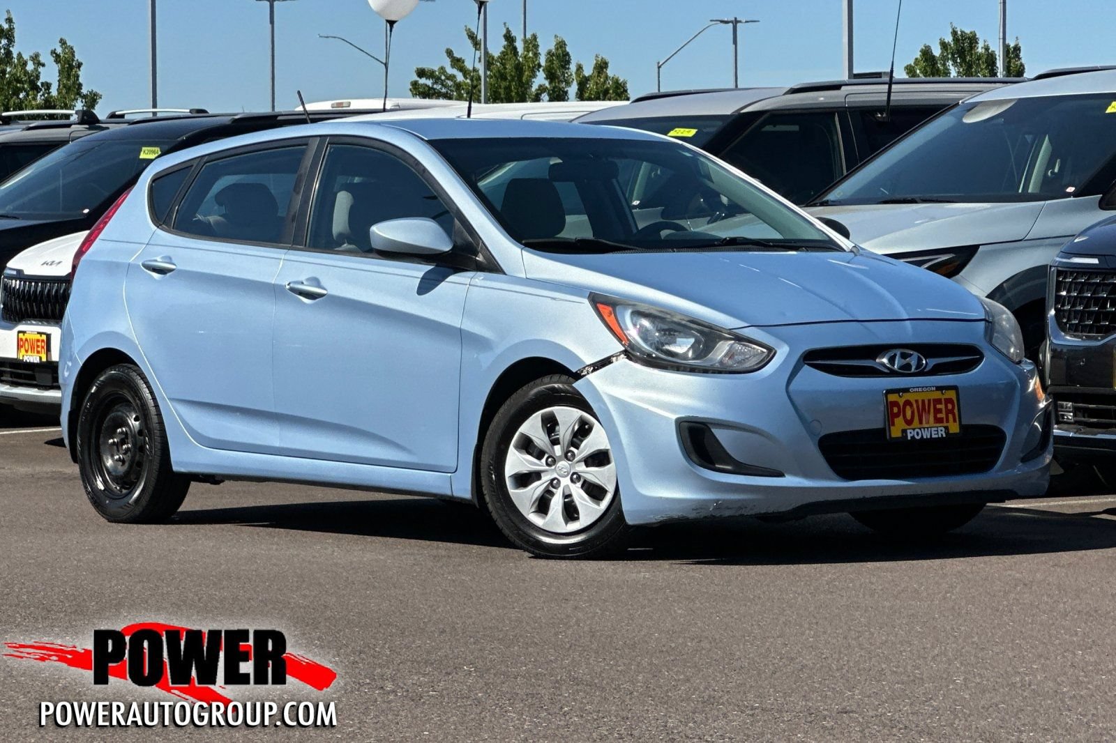 Used 2012 Hyundai Accent GS FWD image 1