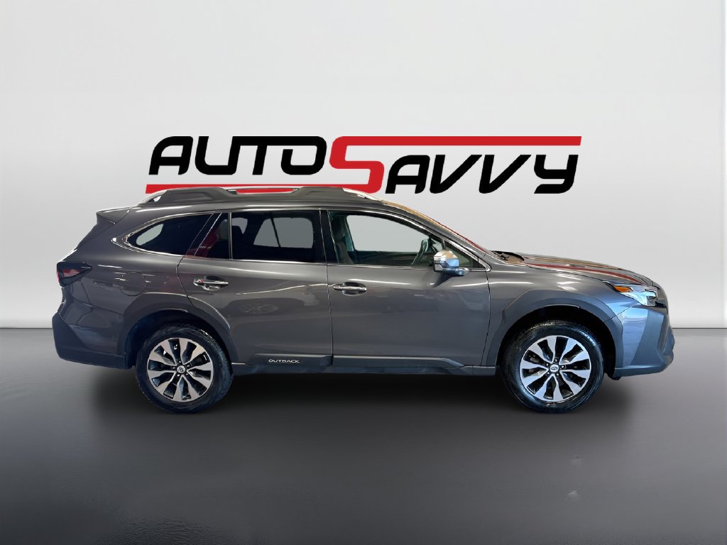 Used 2023 Subaru Outback Touring AWD/4WD image 8
