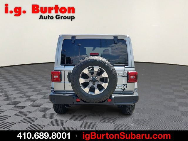 Used 2018 Jeep Wrangler Unlimited Sahara w/ Dual Top Group AWD/4WD image 5