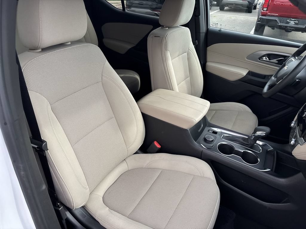 Certified 2022 Chevrolet Traverse LS AWD/4WD image 31