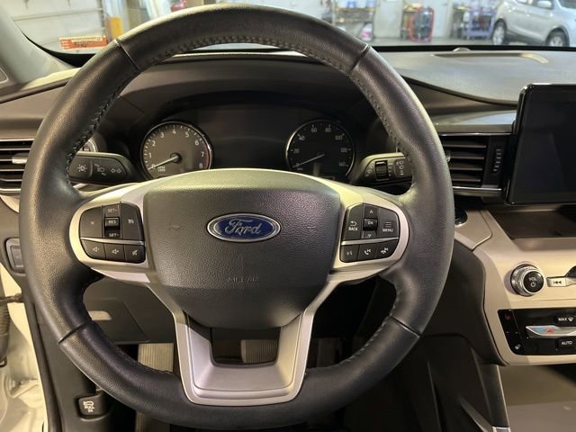 Used 2023 Ford Explorer XLT w/ Equipment Group 202A image 20