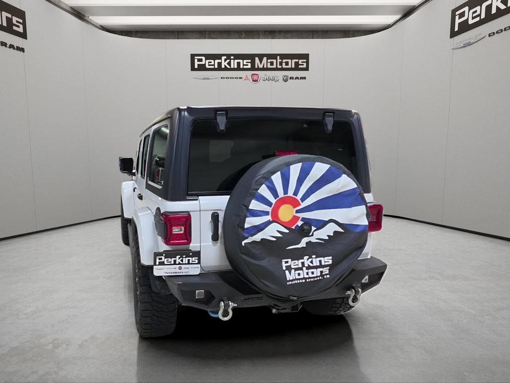 Used 2023 Jeep Wrangler Unlimited Sahara AWD/4WD image 4