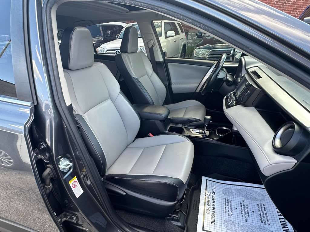 Used 2016 Toyota RAV4 Limited w/ Advanced Technology Package AWD/4WD image 22