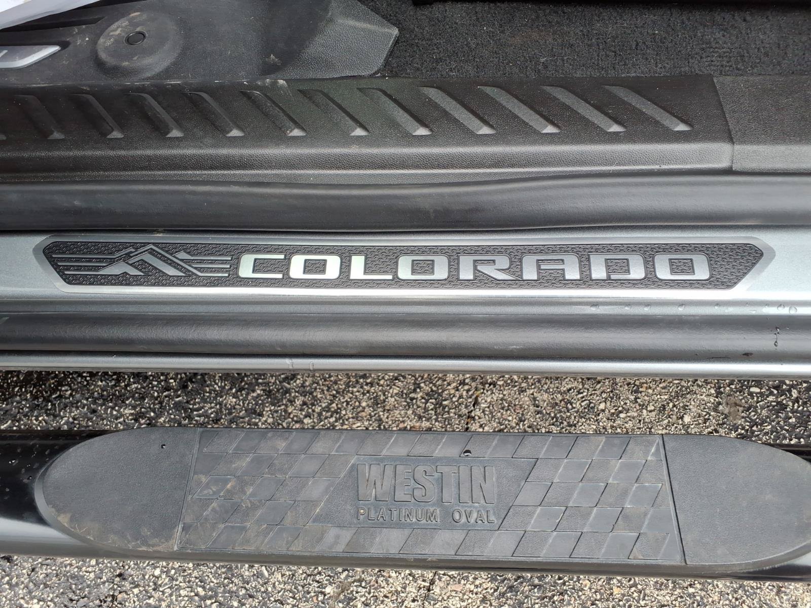 Used 2025 Chevrolet Colorado Z71 AWD/4WD image 22