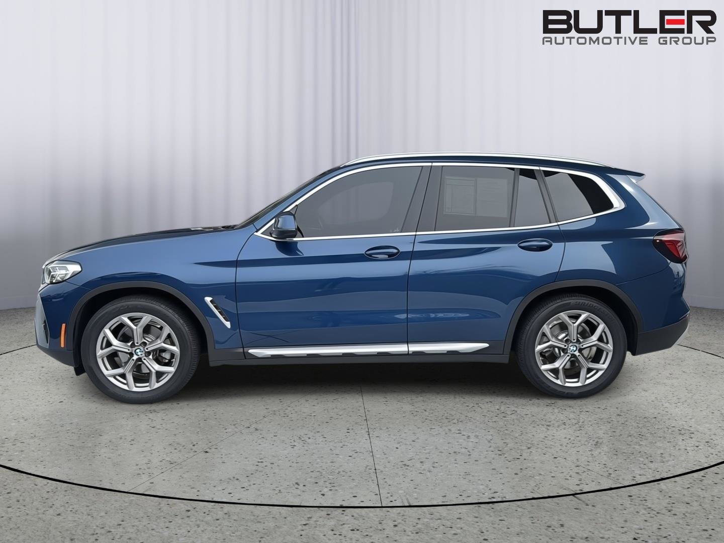 Used 2022 BMW X3 sDrive30i w/ Convenience Package w/ZPA image 3