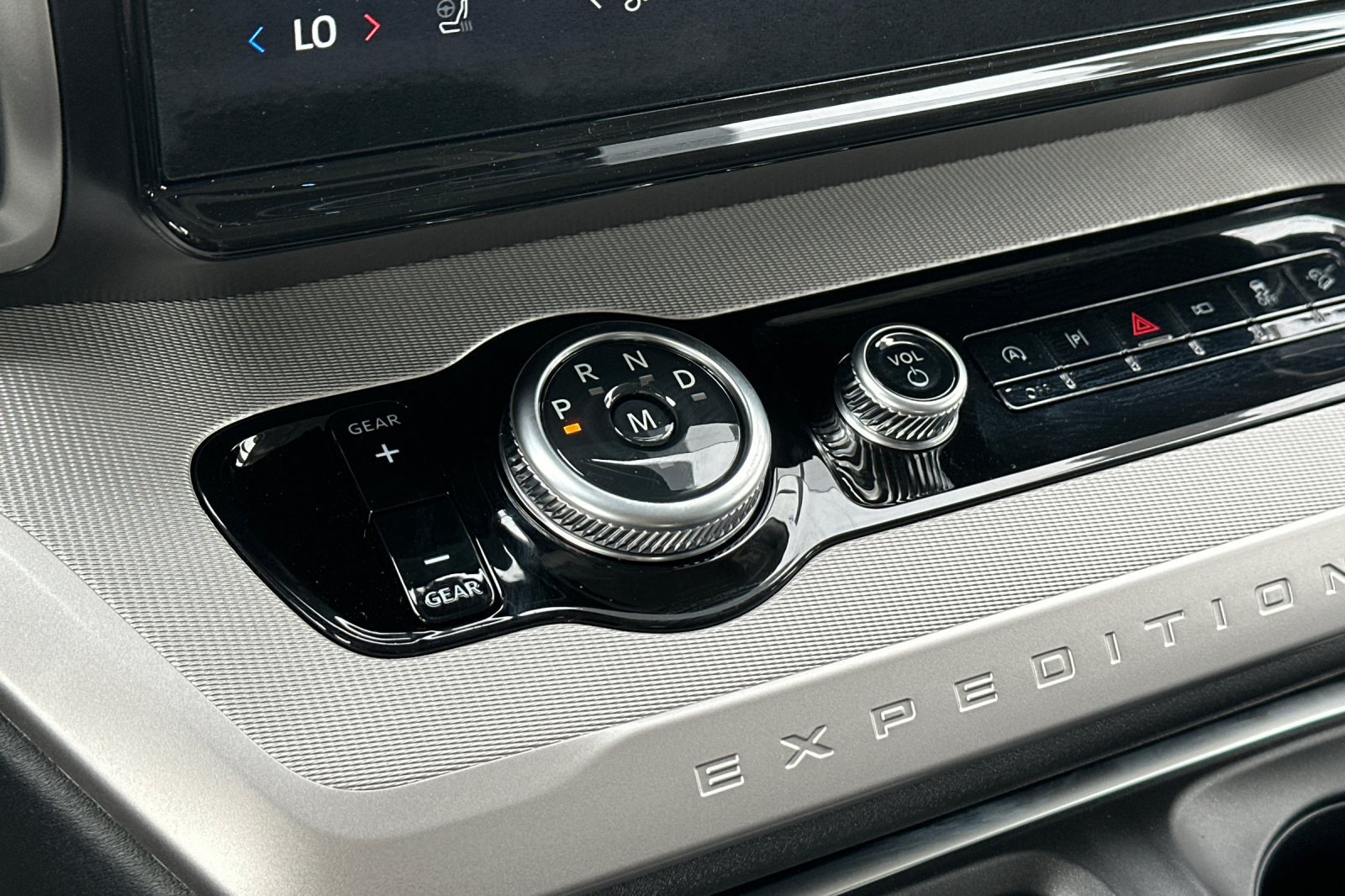 New 2027 Ford Expedition Active AWD/4WD image 23