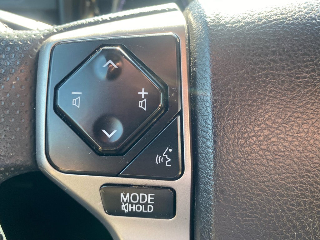 Used 2024 Toyota 4Runner Limited image 22