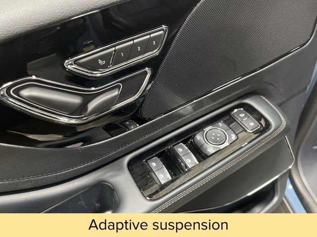 New 2026 Lincoln Aviator AWD image 17
