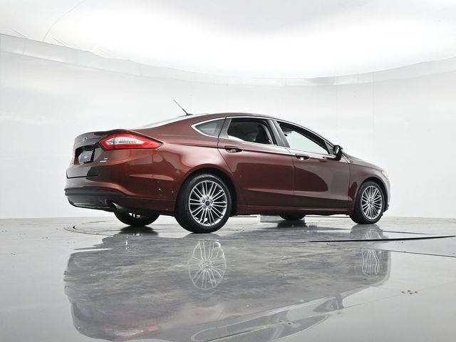 Used 2015 Ford Fusion SE w/ Equipment Group 202A image 30
