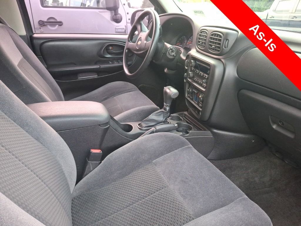 Used 2009 Chevrolet TrailBlazer LT w/ Skid Plate Package image 12