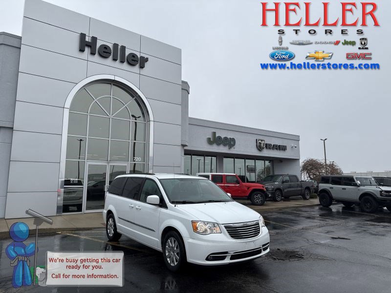 Used 2014 Chrysler Town & Country Touring