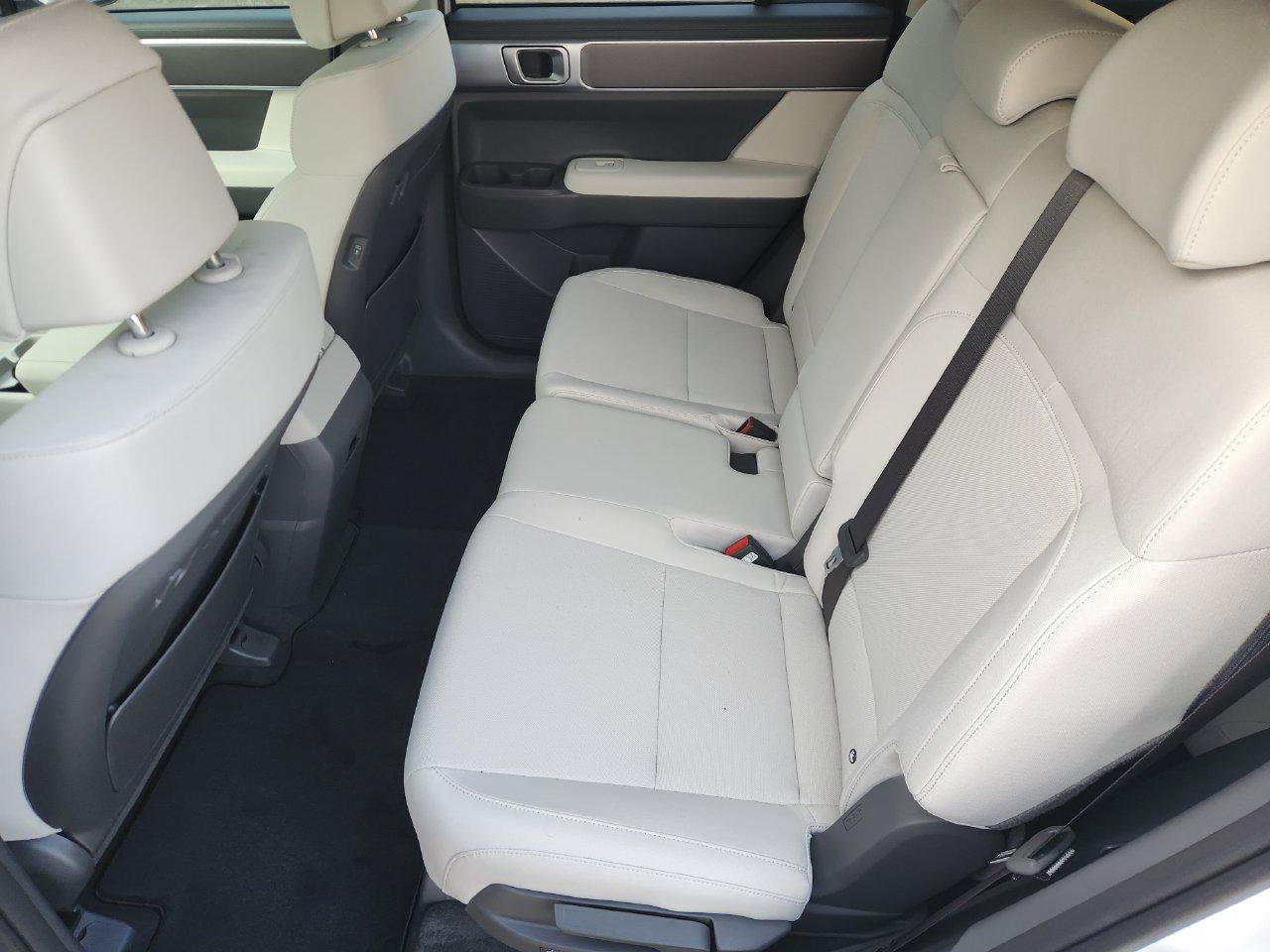 New 2027 Hyundai Santa Fe SE FWD image 28