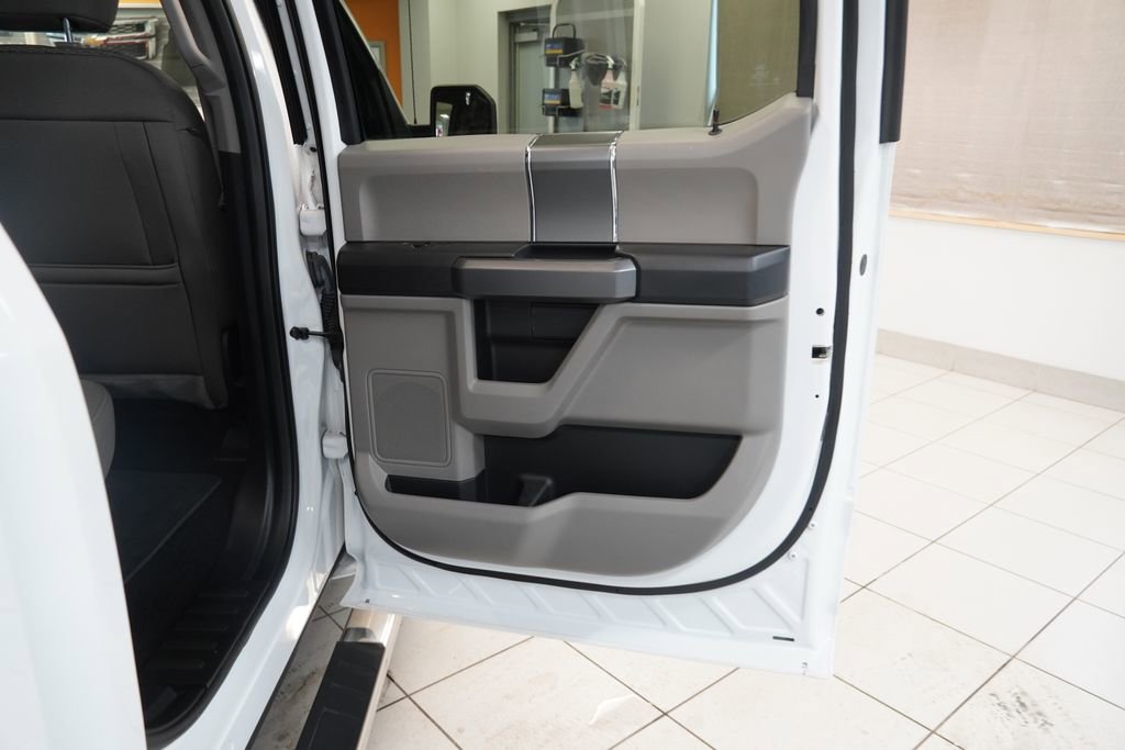 Used 2018 Ford F150 XLT w/ Equipment Group 302A Luxury image 21