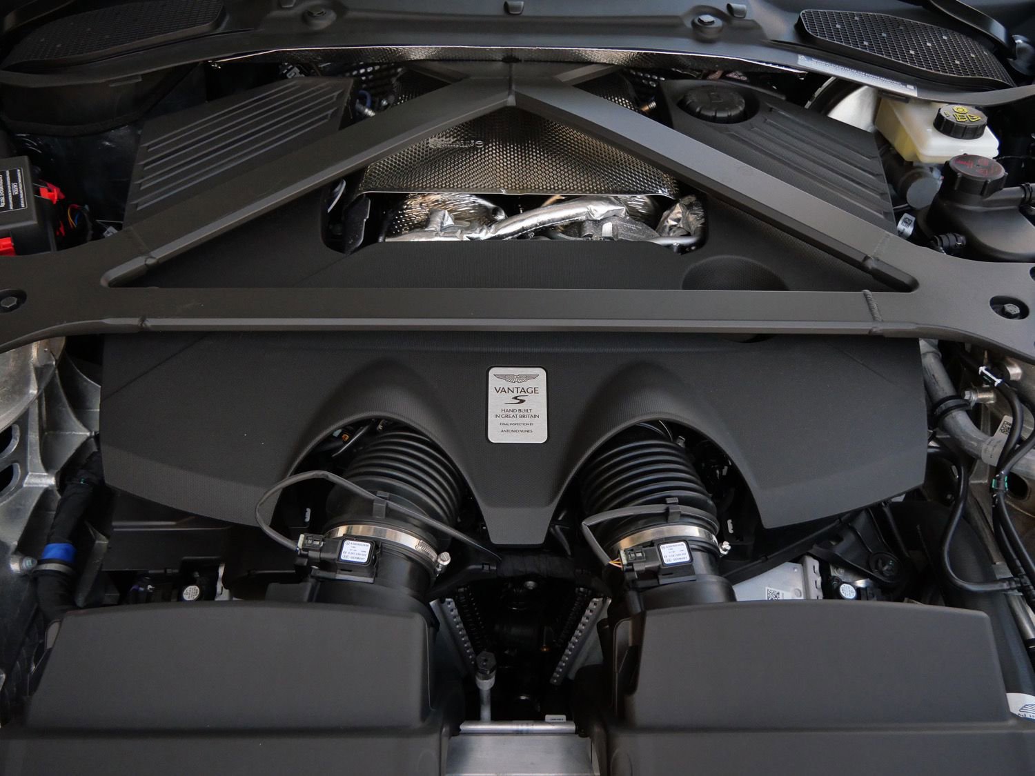 New 2026 Aston Martin V8 Vantage S RWD image 27