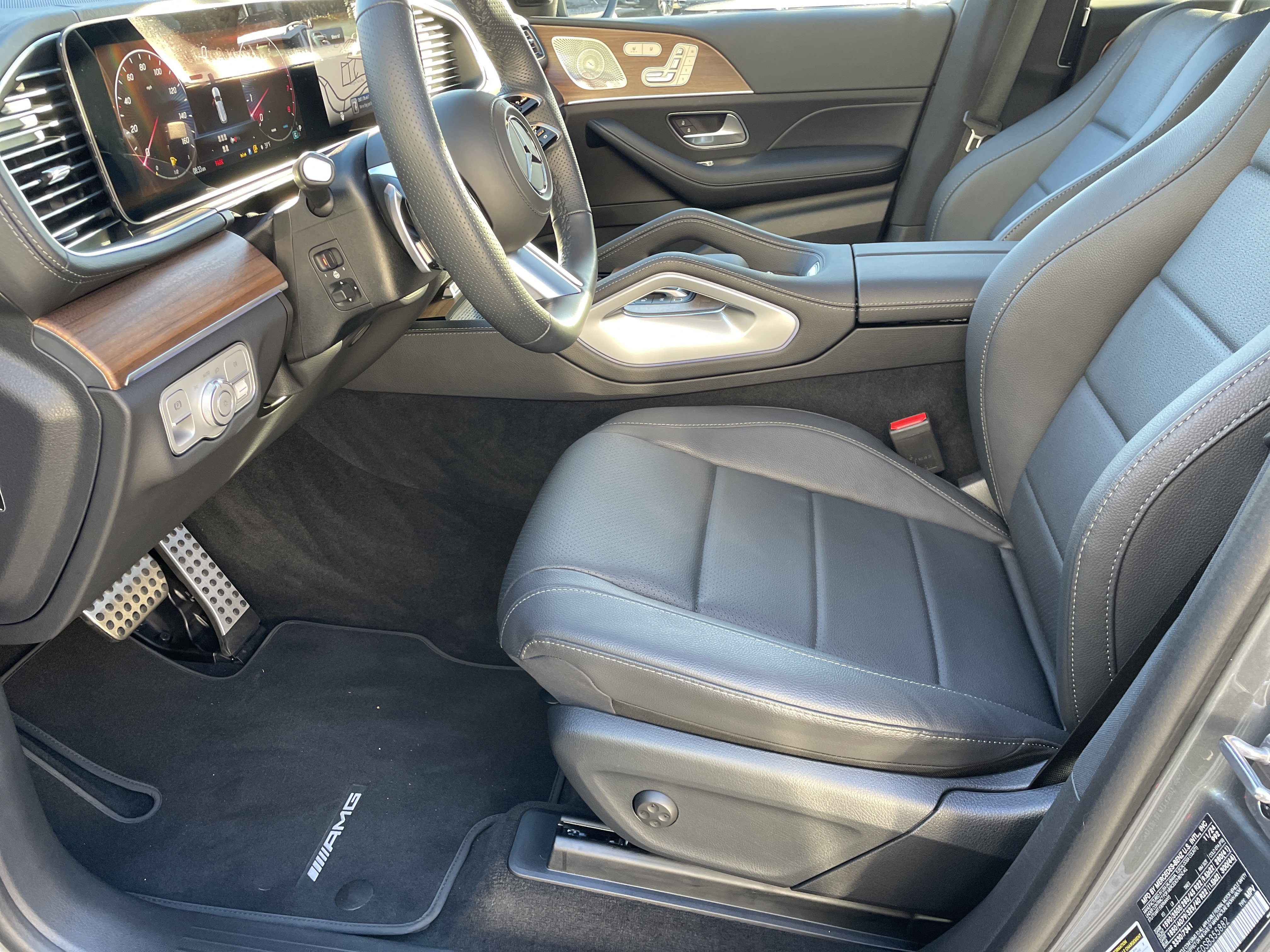 Certified 2025 Mercedes-Benz GLS 450 4MATIC image 22