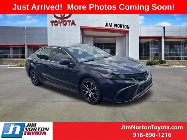 Used 2021 Toyota Camry SE