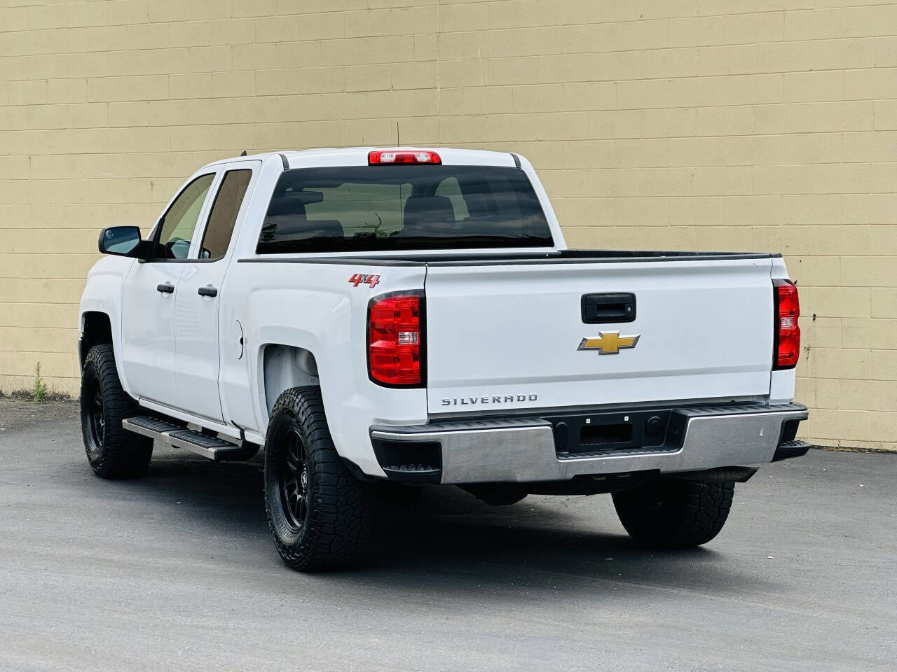 Used 2018 Chevrolet Silverado 1500 LS AWD/4WD image 5
