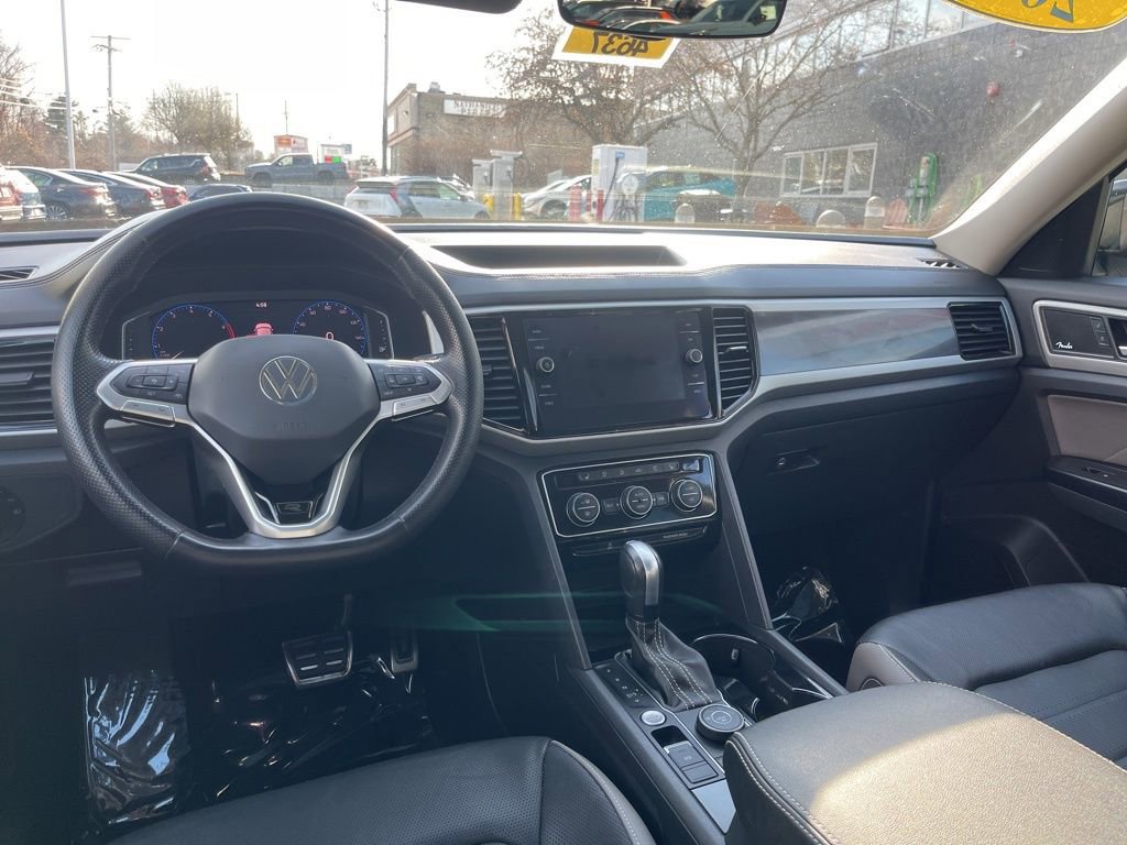 Used 2021 Volkswagen Atlas SEL Premium AWD/4WD image 12