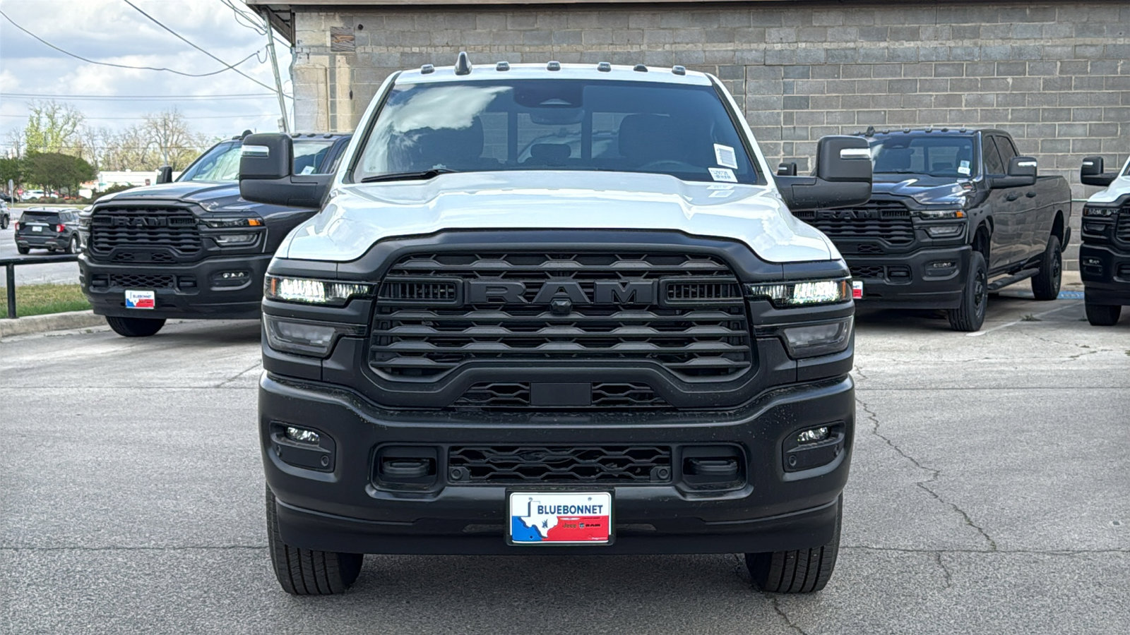 New 2026 RAM 2500 Tradesman AWD/4WD image 9