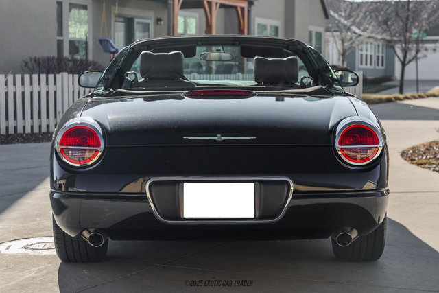 Used 2002 Ford Thunderbird Deluxe image 7